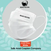 آقای جوان اپراتور دستگاه و خانم بسته بندی کار