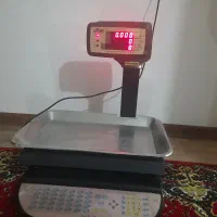 ترازو دیجیتال ۵۰ کیلو محک و قفسه فروشگاهی|فروشگاه و مغازه|ارومیه, |دیوار