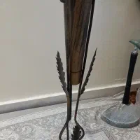 گلدون کنار سالنی