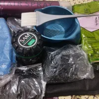 وسایل آرایشی(شنیون/ و رنگ‌مو)