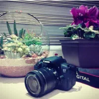 دوربین عکاسی canon700D