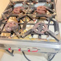 دیگه بزرگ  هیئتی و اجاق گاز ۳ شعله کوره دار