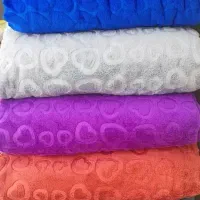 پتو شادیلون|رختخواب، بالش، پتو|رباط‌کریم, رباط‌کریم|دیوار