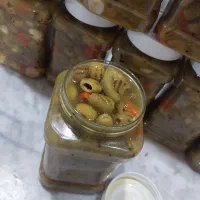 زیتون کبابی با روغن زیتون درجه یک