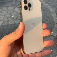 اپل iPhone 12 Pro با حافظهٔ ۲۵۶ گیگابایت