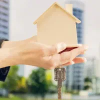 ۸۰ متری خوش نقشه/ساختمان دوکله/فول امکانات