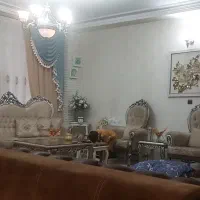 مبل۹ نفره تمیز و سالم بادوعسلی و میز جلوی مبل|مبلمان خانگی و میز عسلی|کرج, کوی کارمندان جنوبی|دیوار