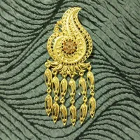 سنجاق سینه بدلی