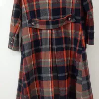 پالتو|لباس|نیشابور, هفده شهریور|دیوار