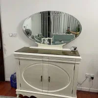 کنسول و آینه