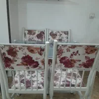 میز‌ناهارخوری‌‌۴‌نفره