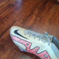 کفش فوتبالی نایک ایزوم سایز ۳۹