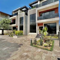 مدرن400متری با ویو به.ی.نظیر چسبیده به جنگل