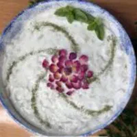 حریره سیر پوره گوجه وسبزیجات سرخ شده و