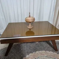 میز جلو مبلی تمیز و سالم