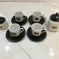 سرویس چایخوری (فنجان.قوری.قندان)