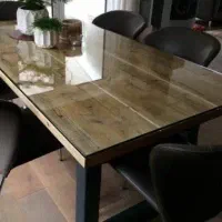 یک عدد شیشه سکوریت