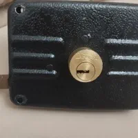 قفل درب حیاط
