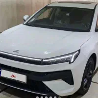 kmc j7 صفرسفید/مدل ۱۴۰۴ /۴سال بیمه بدنه