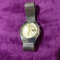 ساعت اورینت قدیمی