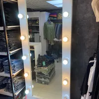 آینه قدی چراغدار
