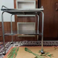 میز استیل دو طبقه قدیمی محکم|مبلمان خانگی و میز عسلی|تبریز, |دیوار