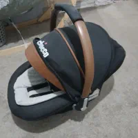 کریر نوزاد وجای دستمال کاغذی وسطل