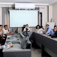 استخدام و ایجاد کسب و کار مالی