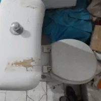 توالت فرنگی سالم مرتب