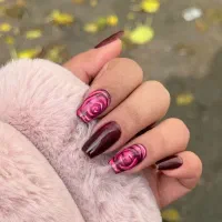 ناخن/زیبا و ظریف