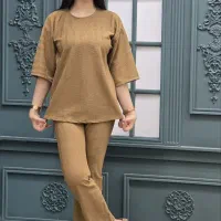 فروش پوشاک|لباس|صومعه‌سرا, |دیوار