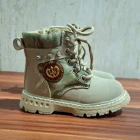 نیم بوت وارداتی