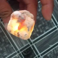 سنگ عقیق زرد روشن