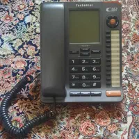 تلفن رو میزی