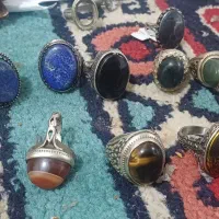 انواع انگشتر  با انواع نگین معدنی اصل