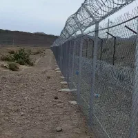 نصب توری و سیم خاردار|خدمات پیشه و مهارت|ری, بازار آهن|دیوار