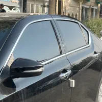 شیشه دودی اتومبیل با ضمانت کیفیت و نصب تخصصی