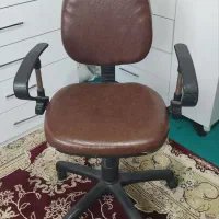 صندلی چرخ دار بسیار با کیفیت