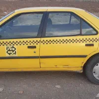 یک دستگاه تاکسی روآ کم کار خط بوئین زهرا حومه