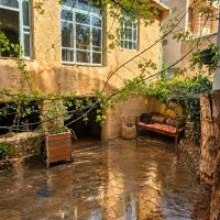 اجاره-خانه-درشیراز-محله-قلات-بافت-قدیم