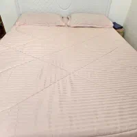 تخت دونفره همراه با تشک دونفره کاملا سالم