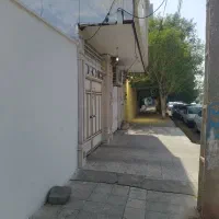 فروش منزل ویلایی/۲۴۰متر/۲طبقه/خ امام صادق ع