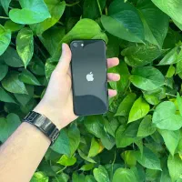 اپل Se 2020 به صرفه و با ارزش