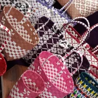 هنر دست سبد تسمه بافی|صنایع دستی و سایر لوازم تزئینی|رشت, تازه آباد|دیوار