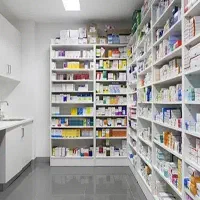 جویای کار در داروخانه
