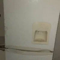 یخچال فریزر سالم و تعدادی چراغ هالوژن نو|یخچال و فریزر|فردیس, شهرک ۱۱۰|دیوار