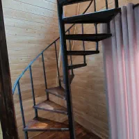 کلبه سوئیسی آندیا|اجارهٔ کوتاه‌مدت ویلا و باغ|رامسر, |دیوار