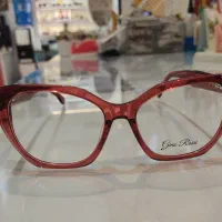 فروشنده طبی و افتابی دنبال کار هستم