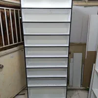 کتابخانه و ویترین