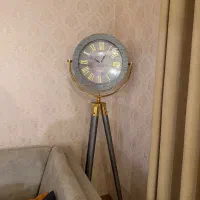 ساعت ایستاده